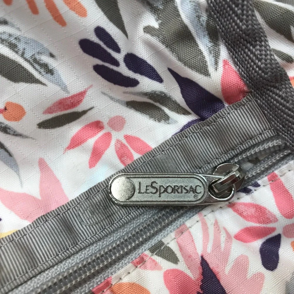 LeSportsac Floral Ripstop Nylon Crossbody Messenger Bag Multicolor 5686